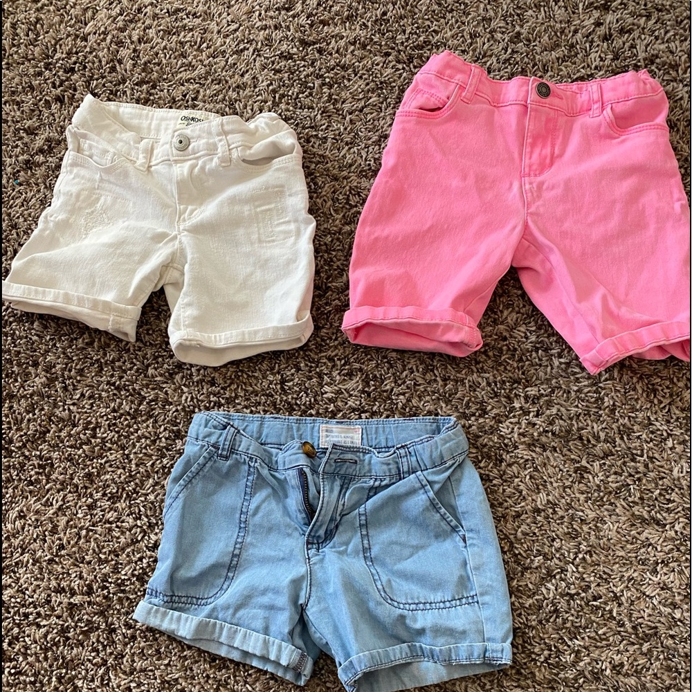 Girl shorts size 4